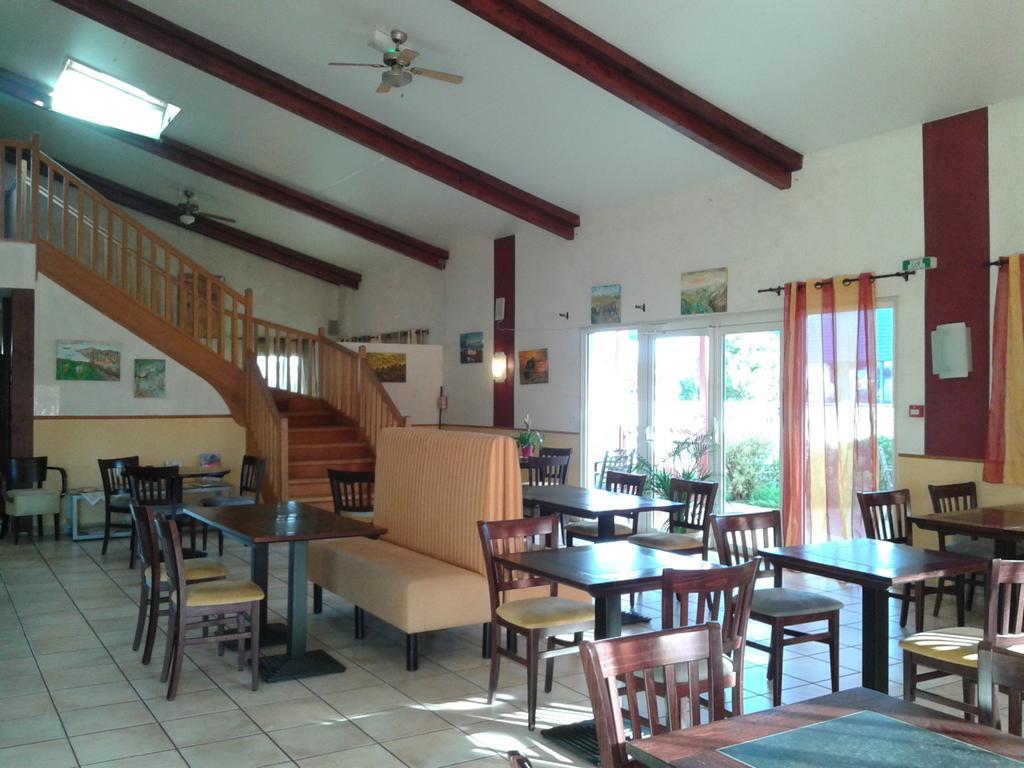 Couett'Hotel Oloron Sainte Marie Exterior photo